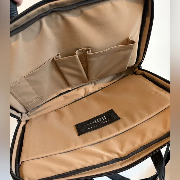 Men's Black Italian Leather Briefcase - Classic Style - Grams(28) - Picture 5 of 7